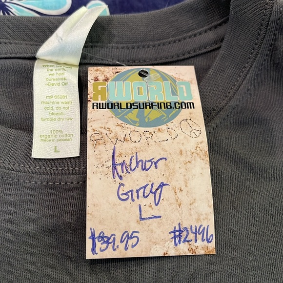 Long sleeve 100% organic cotton tee with limited edition artist series design - Picture 4 of 5